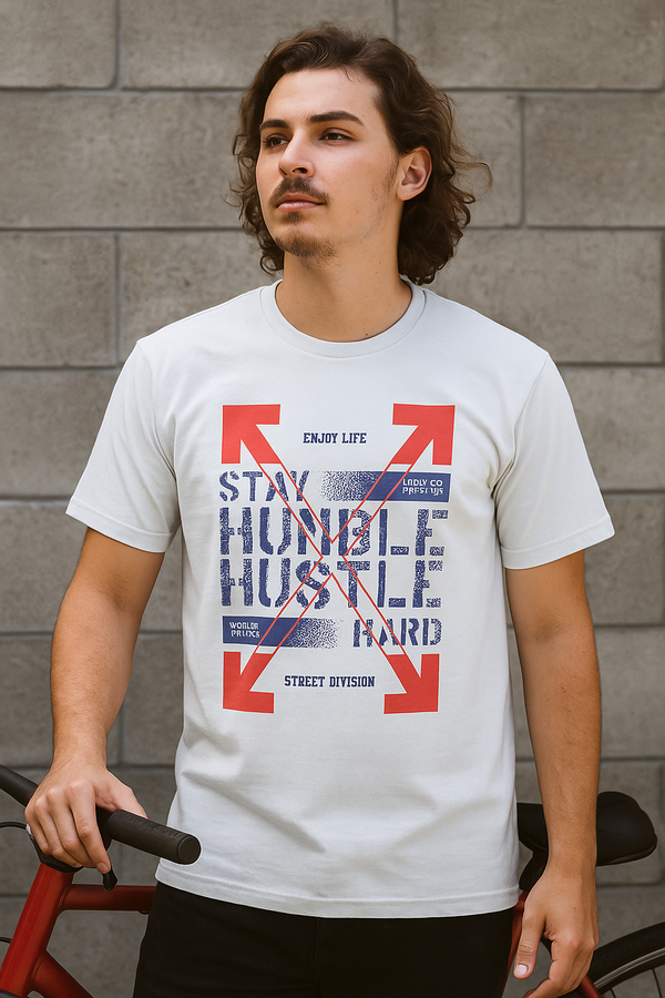Camiseta Street Division – Stay Humble Hustle Hard ⚡